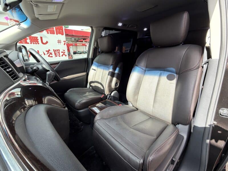 ELGRAND エルグランド 350ハイウェイスター プレミアム【総合評価優良車】【カスタム】