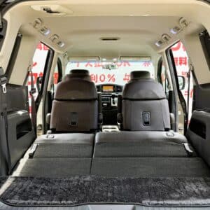 ELGRAND エルグランド 350ハイウェイスター プレミアム【総合評価優良車】【カスタム】