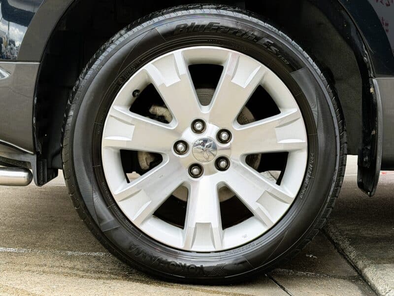 DELICA デリカ D5 Gナビパッケージ【総合評価優良車】【4WD】