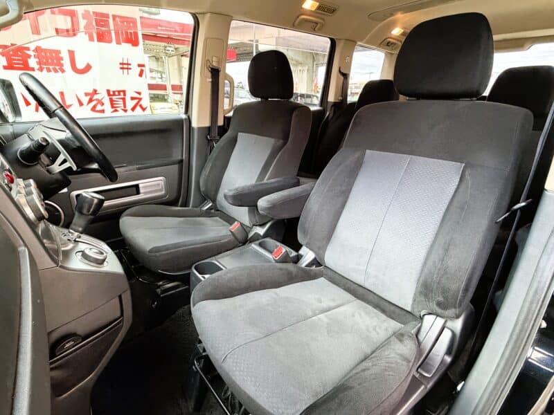 DELICA デリカ D5 Gナビパッケージ【総合評価優良車】【4WD】