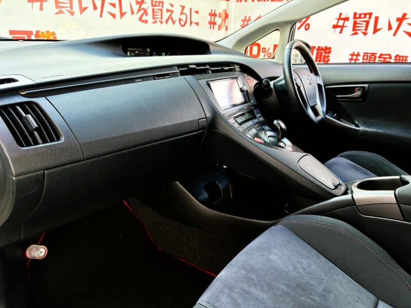 PRIUS プリウス SツーリングセレクションG’s【特別仕様車】【総合評価優良車】