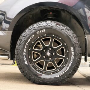 DELICA　デリカ D5　Gナビパッケージ【４ＷＤ】【カスタム】【総合評価優良車】