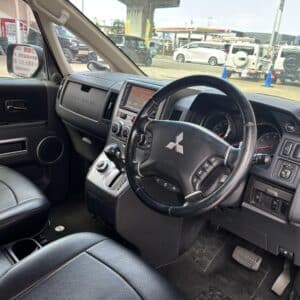 DELICA　デリカ D5　Gナビパッケージ【４ＷＤ】【カスタム】【総合評価優良車】