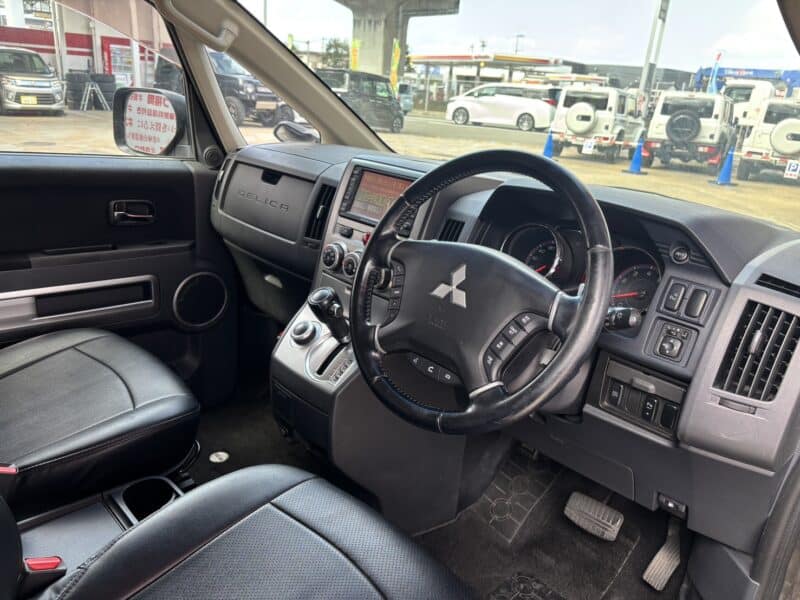 DELICA デリカ D5 Gナビパッケージ【4WD】【カスタム】【総合評価優良車】