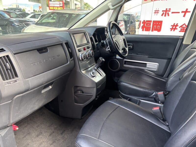 DELICA デリカ D5 Gナビパッケージ【4WD】【カスタム】【総合評価優良車】