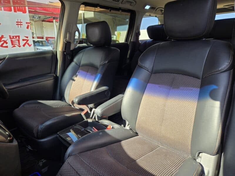 ELGRAND エルグランド 250ハイウェイスターアーバンクロム【カスタム】【特別仕様車】【総合評価優良車】