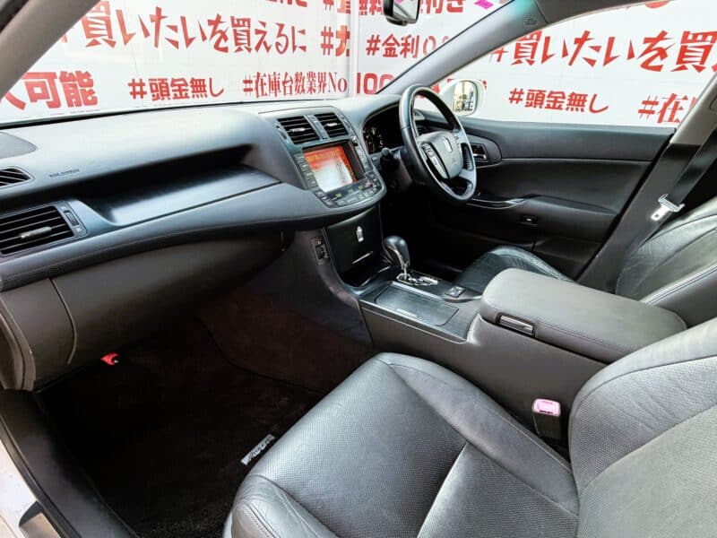 CROWN クラウン 3.5アスリート