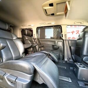 ELGRAND エルグランド　ライダー　黒本革シート仕様マニュアルシート【特別仕様車】【カスタム】