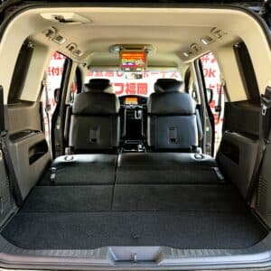 ELGRAND エルグランド　ライダー　黒本革シート仕様マニュアルシート【特別仕様車】【カスタム】