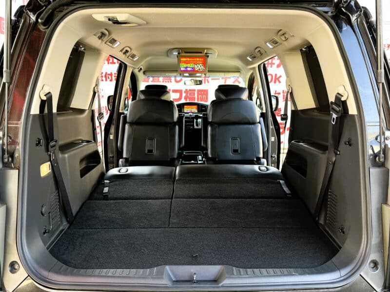 ELGRAND エルグランド ライダー 黒本革シート仕様マニュアルシート【特別仕様車】【カスタム】