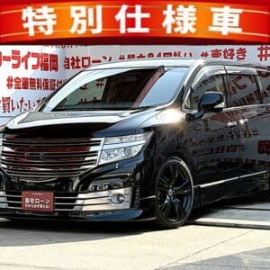 ELGRAND エルグランド　ライダー　黒本革シート仕様マニュアルシート【特別仕様車】【カスタム】