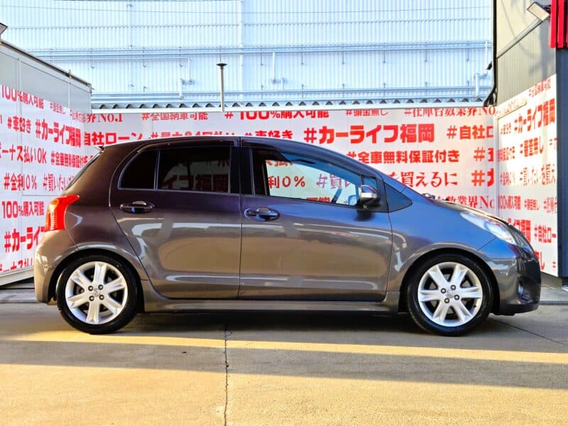 VITZ ヴィッツ RS【後期】【5MT】【カスタム】【総合評価優良車】