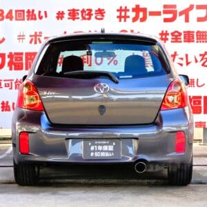 VITZ　ヴィッツ　RS【後期】【5MT】【カスタム】【総合評価優良車】
