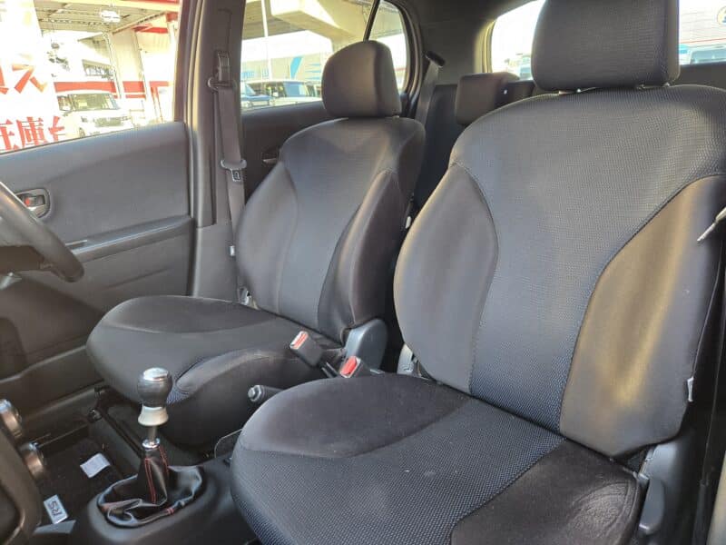 VITZ ヴィッツ RS【後期】【5MT】【カスタム】【総合評価優良車】