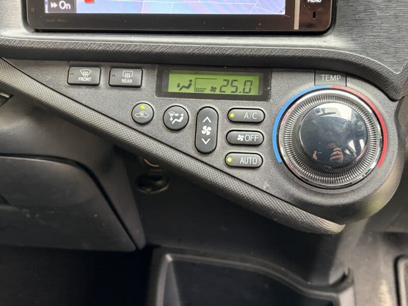 AQUA アクア G 【上級グレード】【ユーザー買取車】