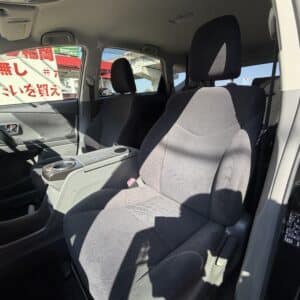 PRIUSα　プリウスα　S チューンブラック【特別仕様車】【車検２年付】