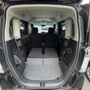 N-BOX　カスタム　Ｇ・Ｌパッケージ　【総合評価優良車】【カスタム】