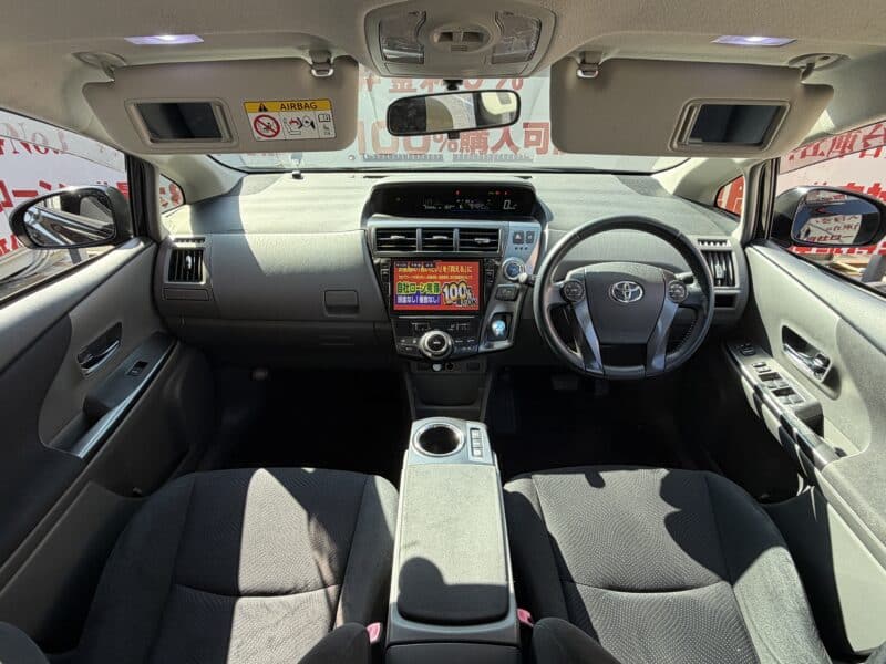 PRIUSα プリウスα S チューンブラック【特別仕様車】【車検2年付】