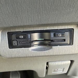 PRIUSα　プリウスα　S チューンブラック【特別仕様車】【車検２年付】