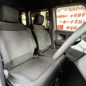 N-BOX　カスタム　ベースグレード【現行型】