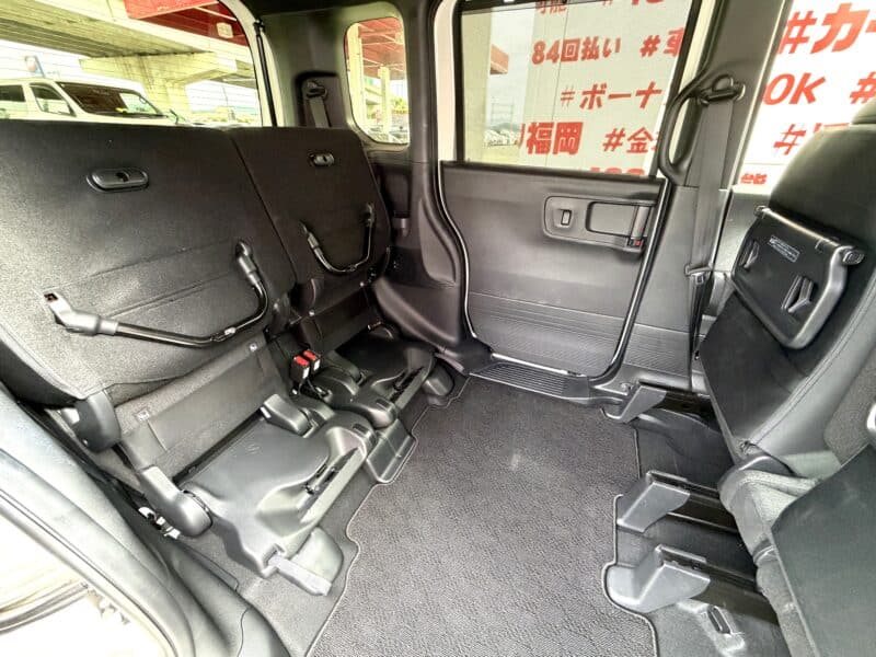 N-BOX カスタム ベースグレード【現行型】