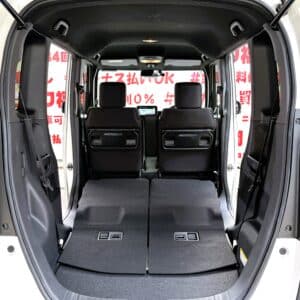 N-BOX　カスタム　ベースグレード【現行型】