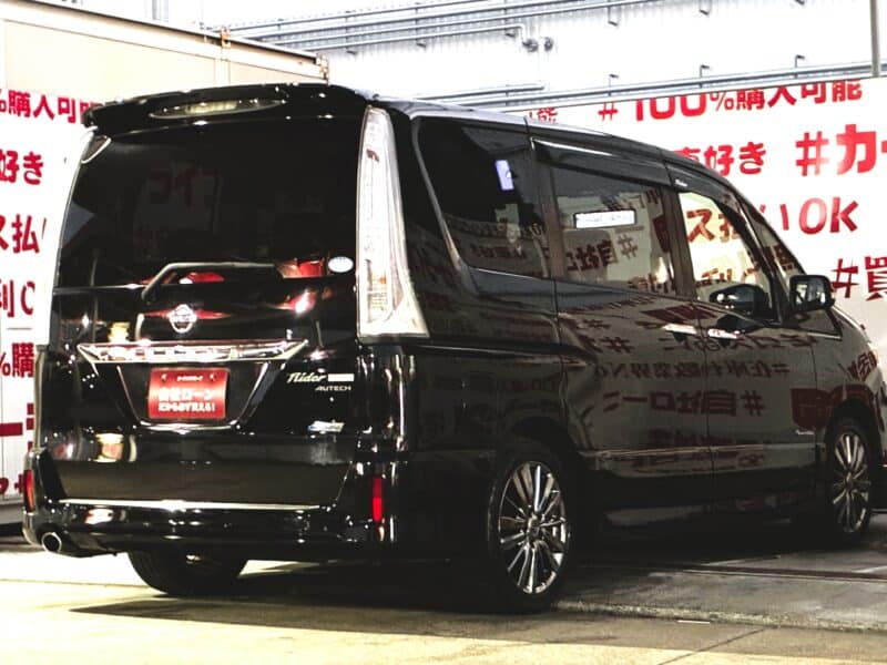 SERENA セレナ ライダーパフォーマンススペックブラックライン S-HYBRID 【特別仕様車】