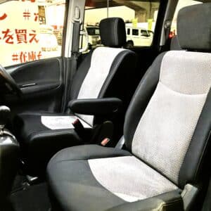 SERENA セレナ　ライダーパフォーマンススペックブラックライン　S-HYBRID 【特別仕様車】