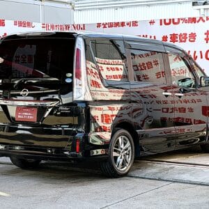 SERENA　セレナ　ライダー【特別仕様車】