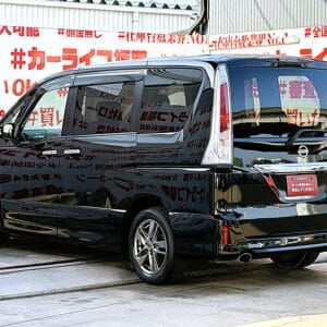 SERENA　セレナ　ライダー【特別仕様車】