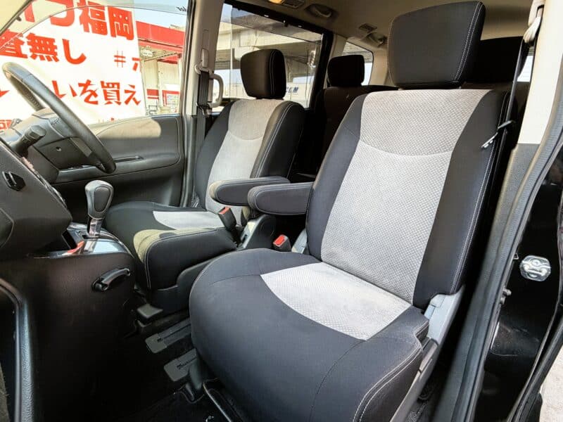 SERENA セレナ ライダー【特別仕様車】