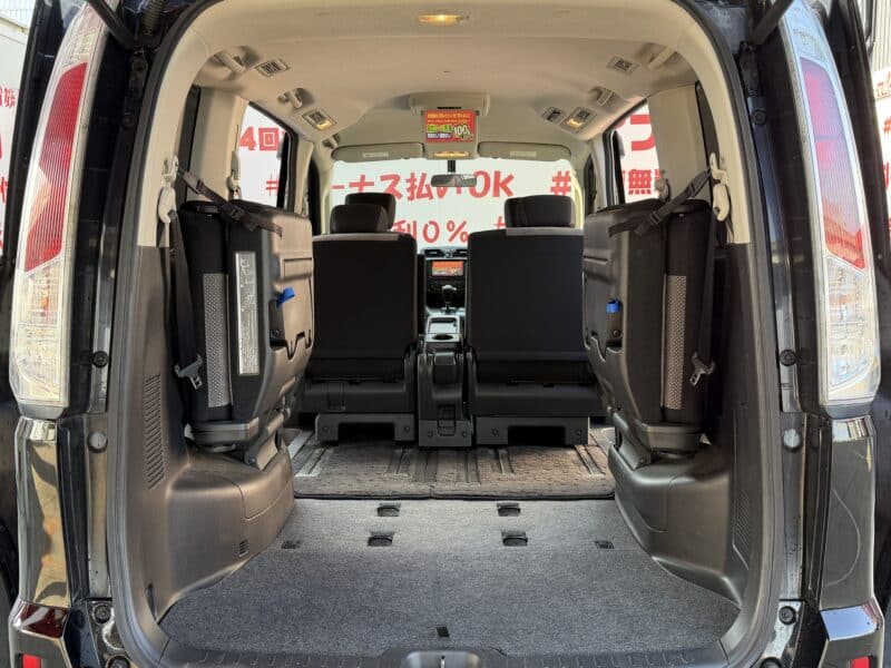 SERENA セレナ ライダー【特別仕様車】