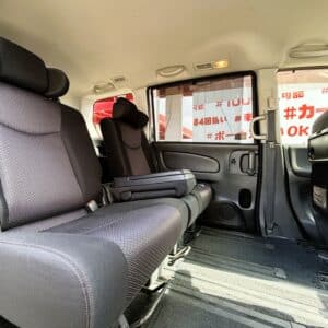 SERENA　セレナ　ハイウェイスター Vセレクション【総合評価優良車】【特別仕様車】