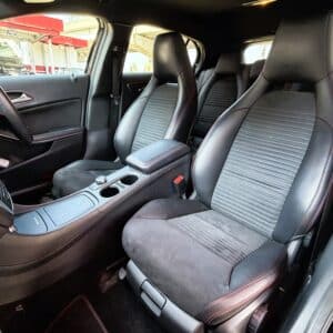 RCEDES BENZ メルセデス・ベンツ GLA180 スポーツ【総合評価優良車】