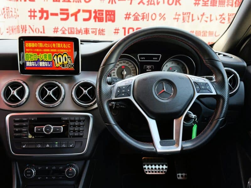 RCEDES BENZ メルセデス・ベンツ GLA180 スポーツ【総合評価優良車】