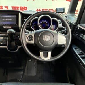 N-BOX　カスタム　Ｇ・Ｌパッケージ　【総合評価優良車】【カスタム】