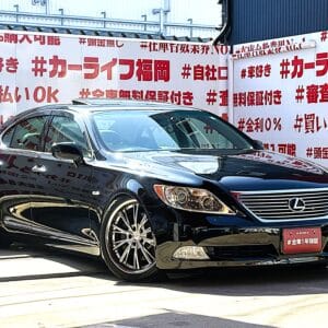 LEXUS　レクサス　LS460　バージョンS Iパッケージ【カスタム】【車検２年付】