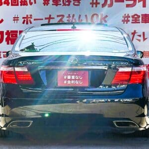 LEXUS　レクサス　LS460　バージョンS Iパッケージ【カスタム】【車検２年付】