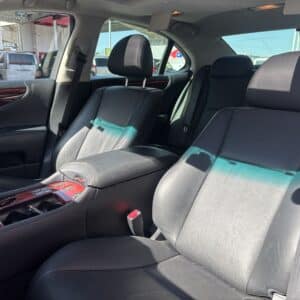 LEXUS　レクサス　LS460　バージョンS Iパッケージ【カスタム】【車検２年付】