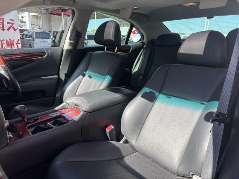 LEXUS レクサス LS460 バージョンS Iパッケージ【カスタム】【車検2年付】