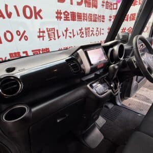 N-BOX　カスタム　Ｇターボパッケージ　【車検2年付】