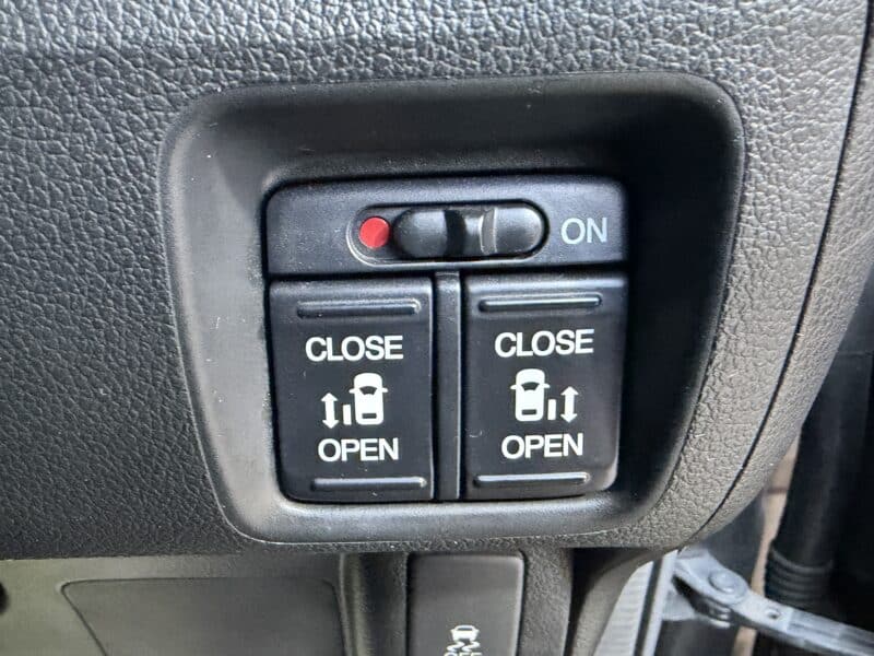 N-BOX カスタム Gターボパッケージ 【車検2年付】