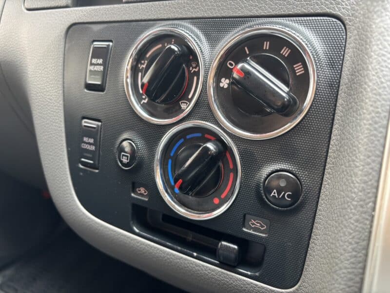 CARVAN NV350 キャラバン ライダーブラックライン プレミアムGX 【特別仕様車】【カスタム】