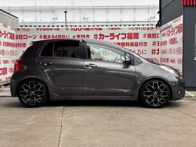 VITZ ヴィッツ RS【後期】【5MT】【カスタム】【総合評価優良車】