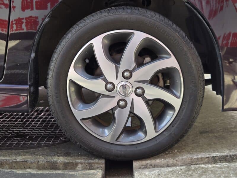 ROOX ルークス ハイウェイスター