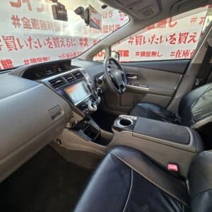 PRIUSα　プリウスα　Ｓ　【カスタム】