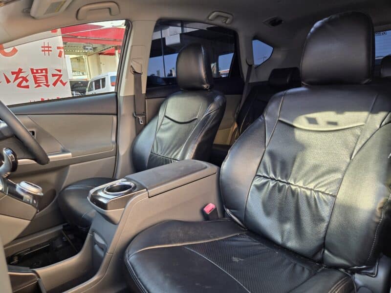 PRIUSα プリウスα S 【カスタム】