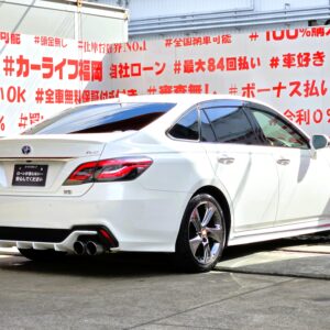 CROWN　クラウン　ハイブリッド　RS　【カスタム】