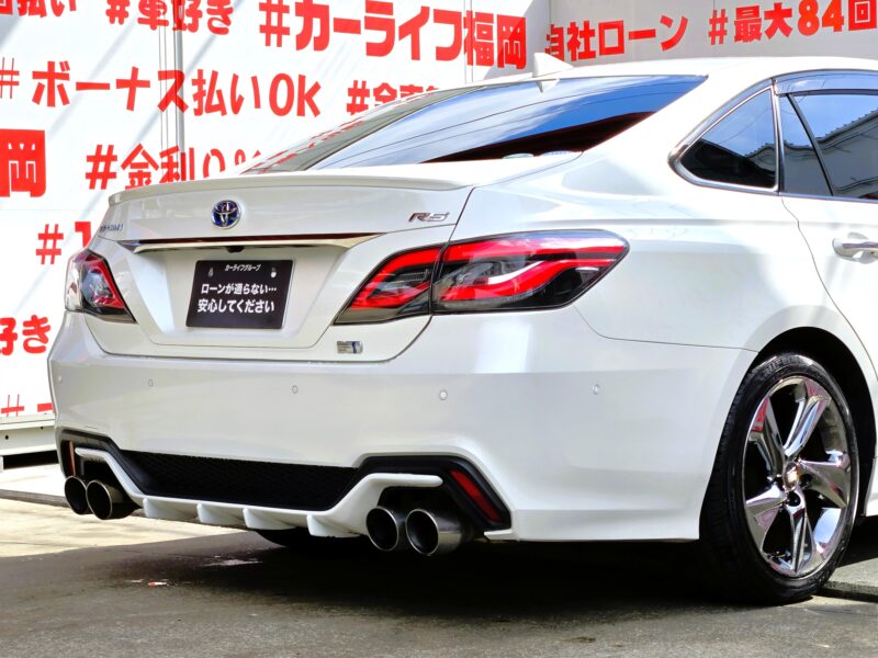 CROWN クラウン ハイブリッド RS 【カスタム】