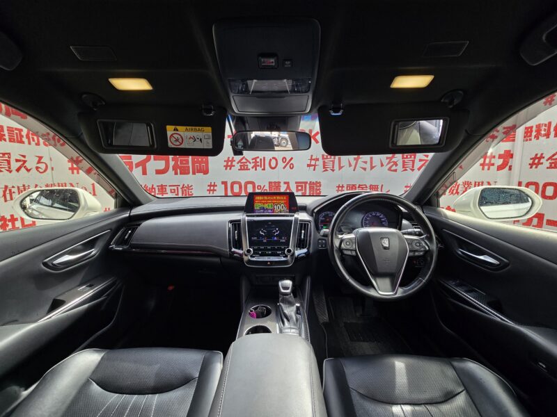 CROWN クラウン ハイブリッド RS 【カスタム】